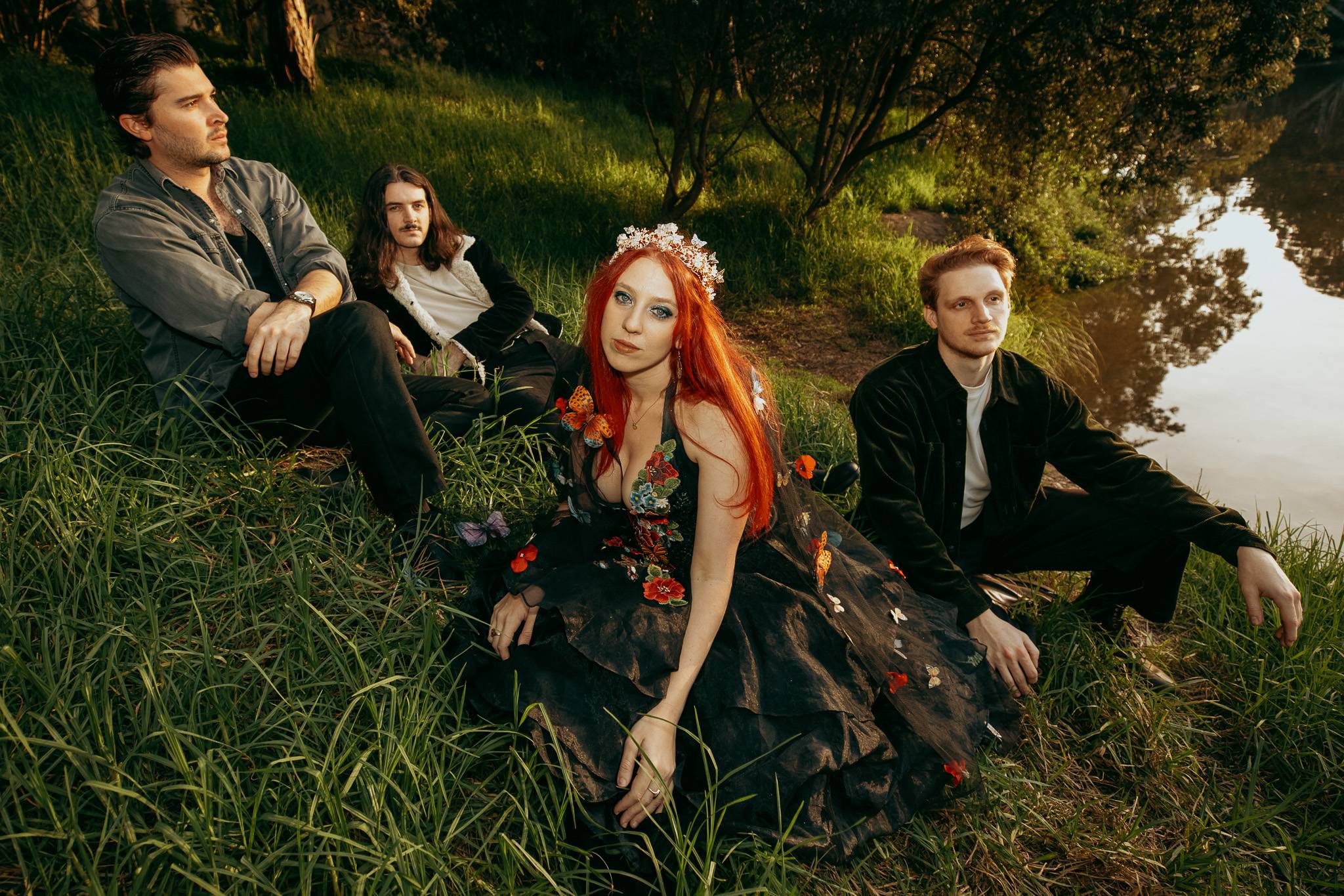 Photo of Joan & the Giants.